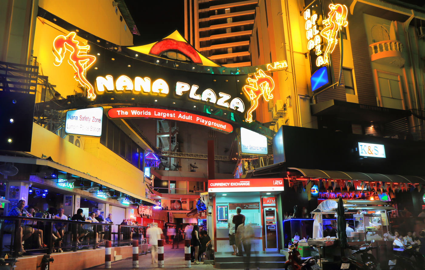 Nightlife At Nana Plaza