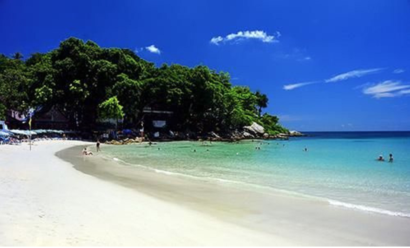 Kata beach phuket. Таиланд ката Бич Пхукет. Пляж ката, Пхукет, Таиланд. Пхукет пляж катабич. Тайланд Пхукет пляж ката.